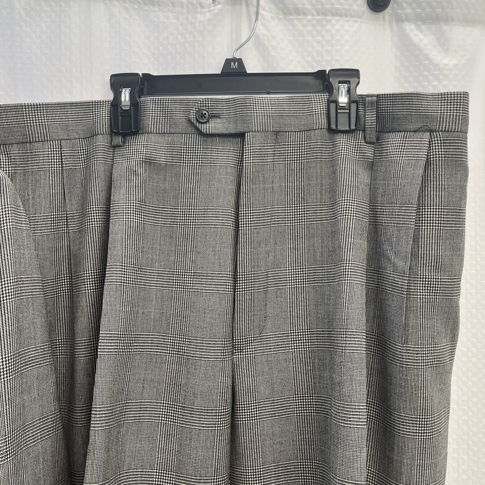 Jos. A. Bank Signature Collection 100% Wool Black Gray Glen Plaid Suit 46R 41x29 - Picture 8 of 11
